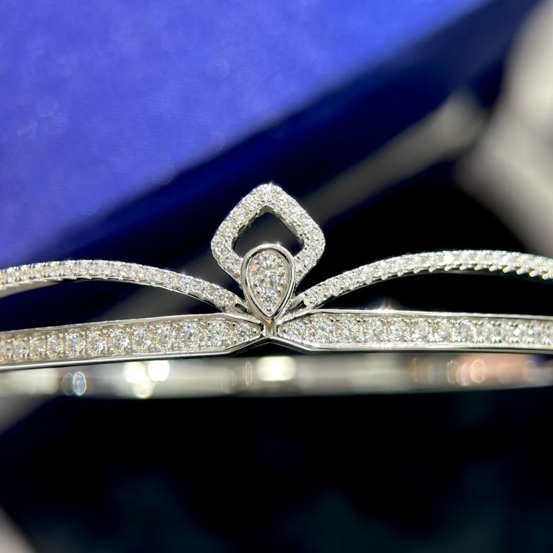 CHAUMET